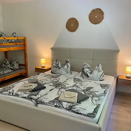 Ferienapartments Erzpanorama شقة *